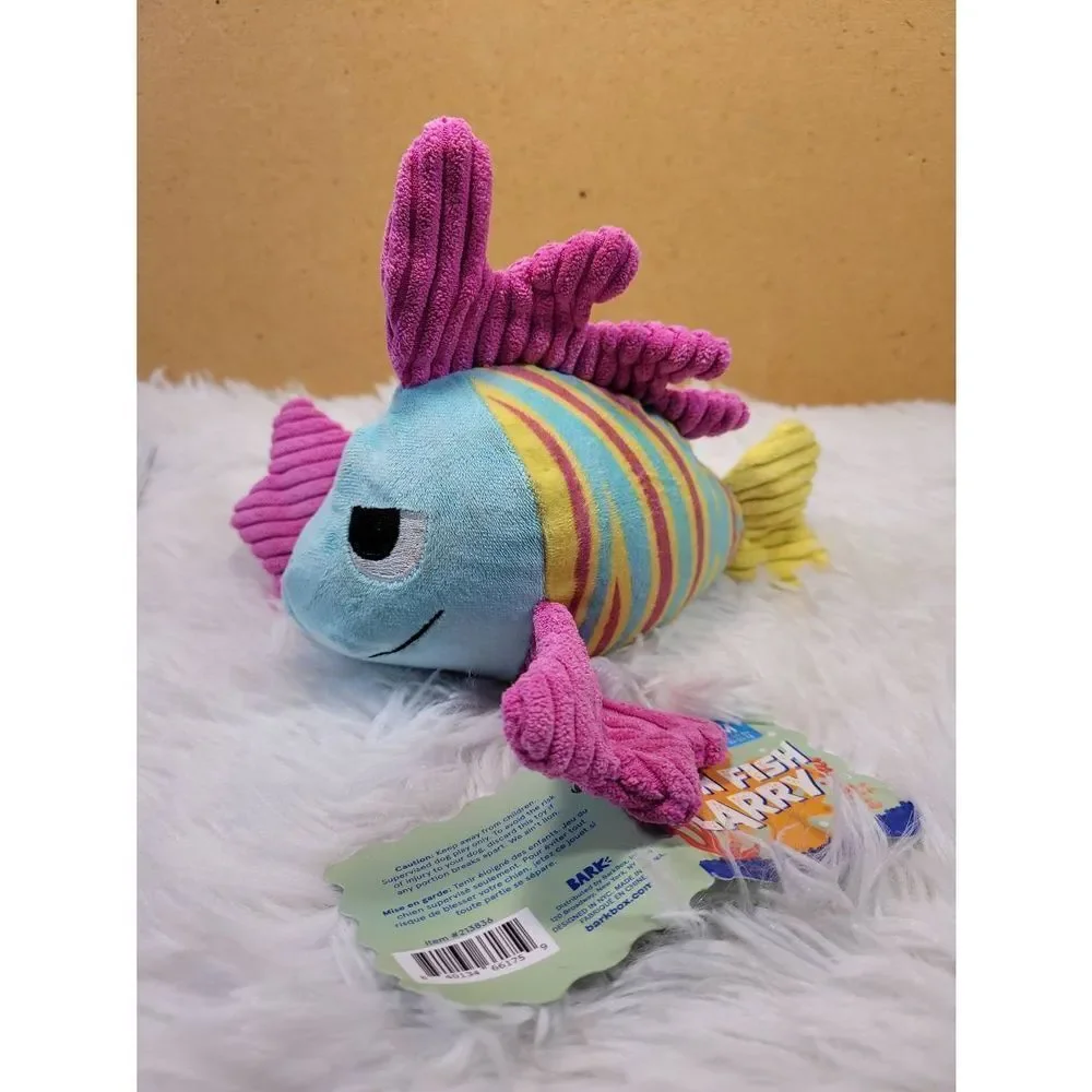 Bark Lion Fish Larry Size M 20 - 50 Pounds NWT